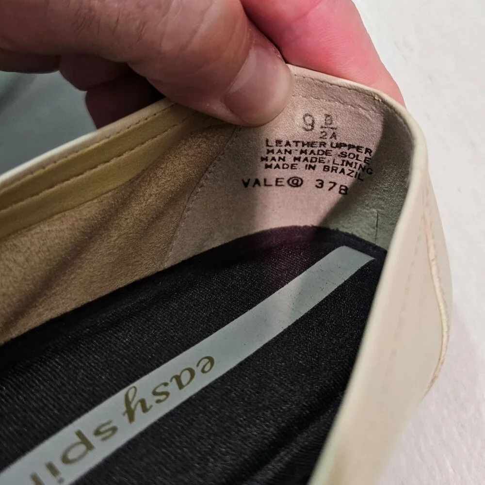 Easy Spirit Womens Sz 9.5 Cream Leather Loafer Casual Comfort Shoes Preppy Work - Picture 8 of 9